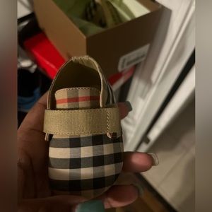 Aunthentic Burberry Walkers